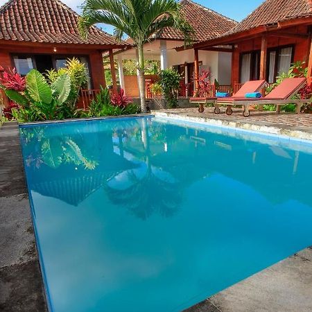The Dara Hill Villa Batumadeg Exterior photo