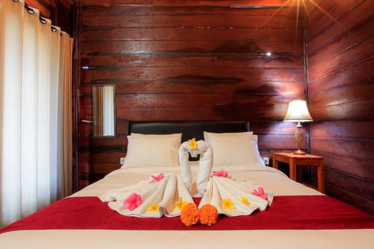 The Dara Hill Villa Batumadeg Exterior photo
